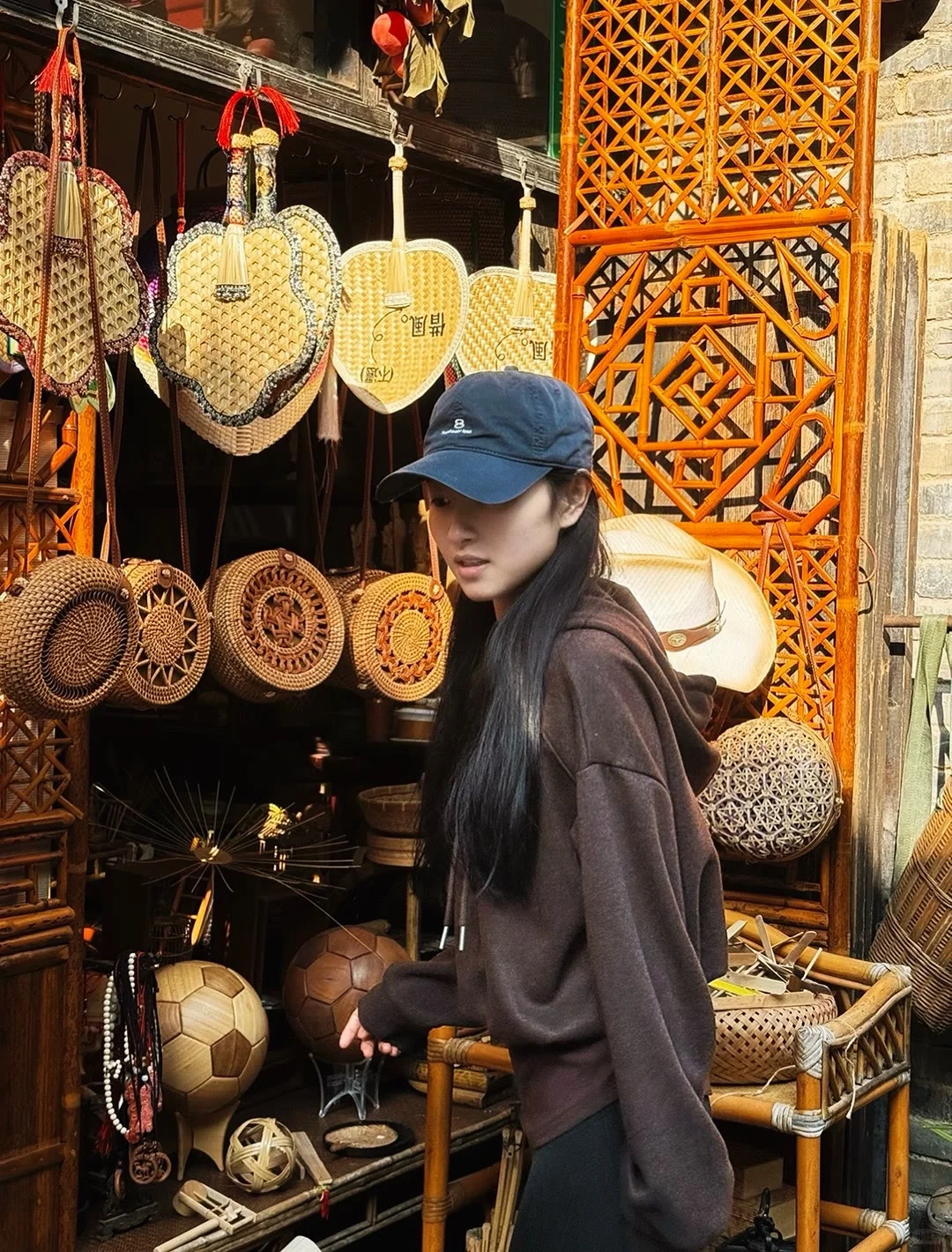 看侧脸就知道是个美女