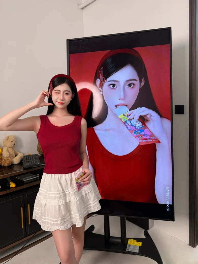 厦门模特约拍摄影师 性格开朗活泼不事准时