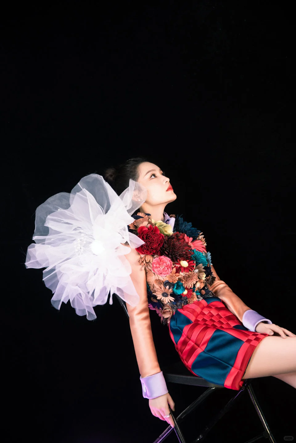 李沁 腰如细枝 腿如白瓷