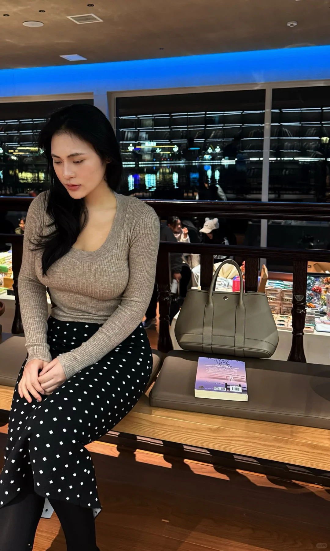 请问你现在那边是几点有没有我的香味在身边