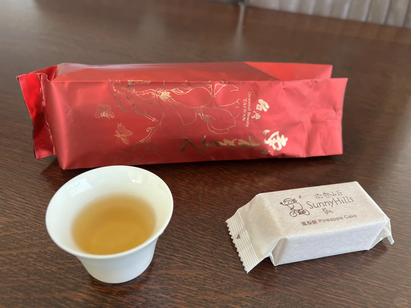 东方美人 微热山丘