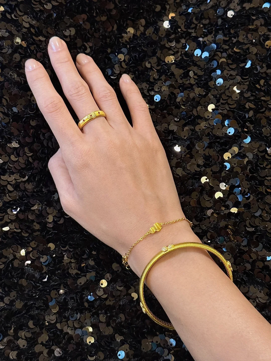 画虎画皮难画骨 最难知是美人心