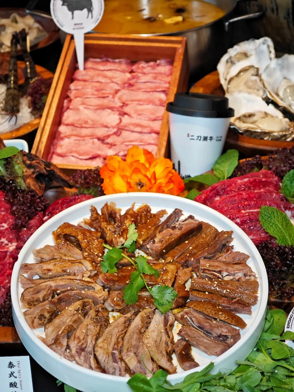 应季而食｜豌豆尖配潮汕牛肉火锅，鲜美