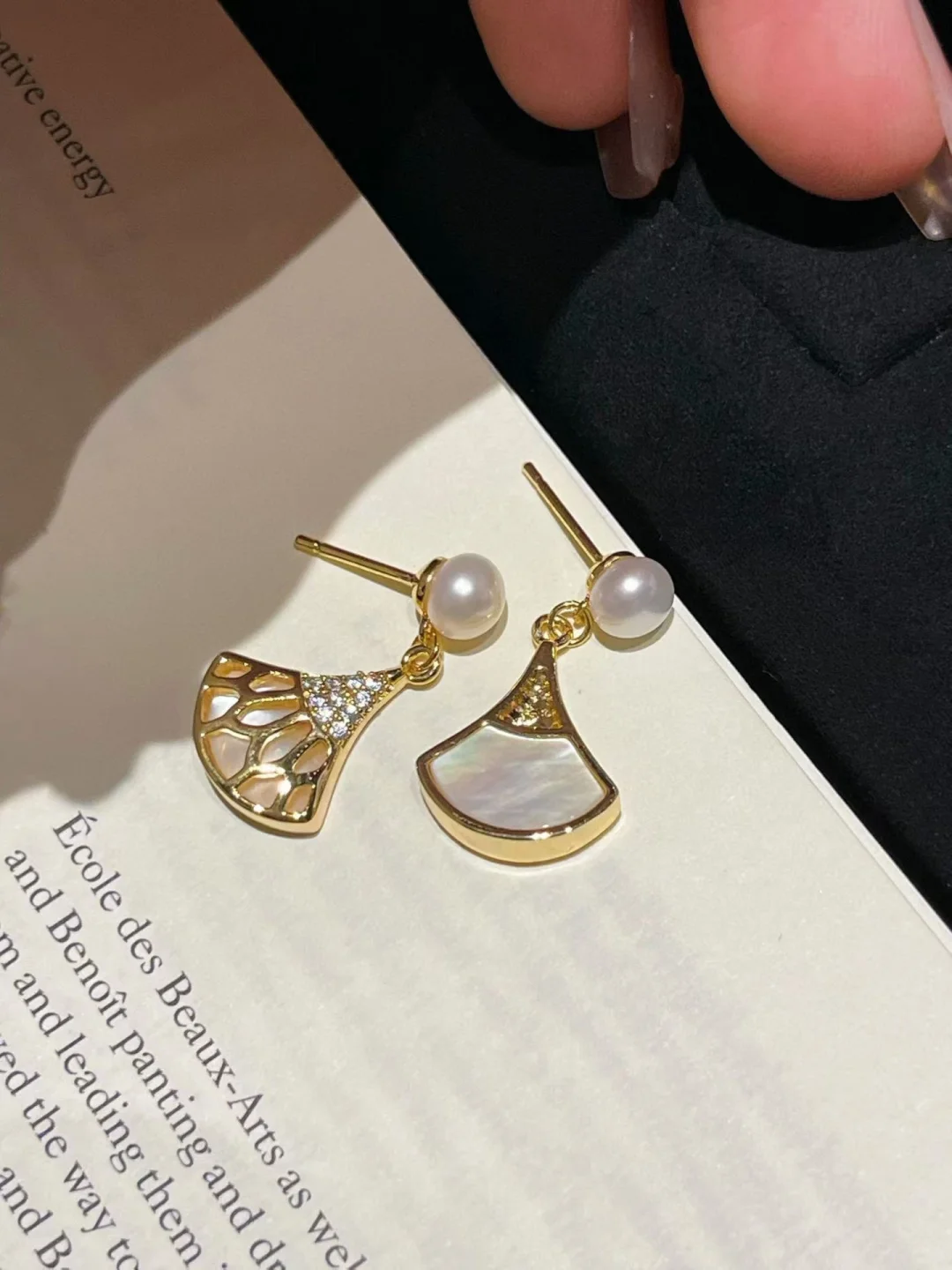 扇形贝母耳钉✨ 天然珍珠耳饰