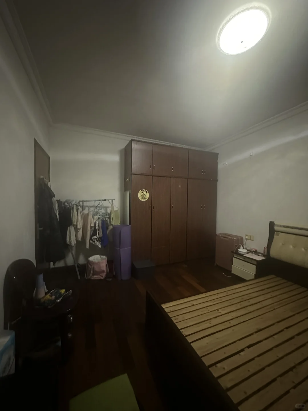 海曙金地小区找爱干净的女室友