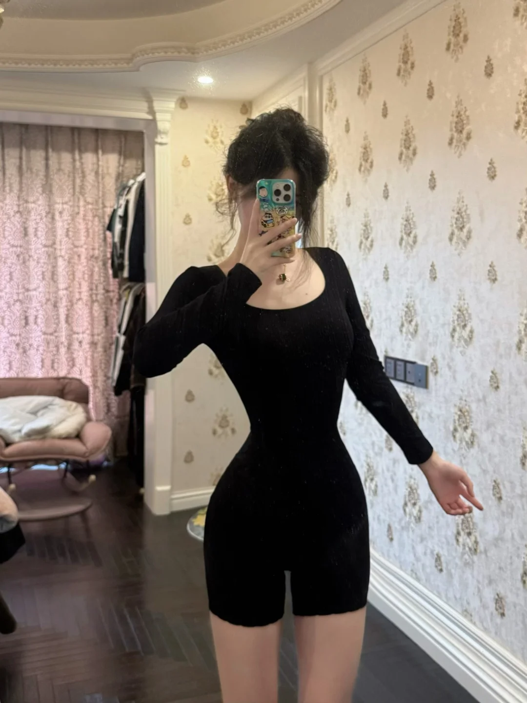 显瘦必备塑身衣