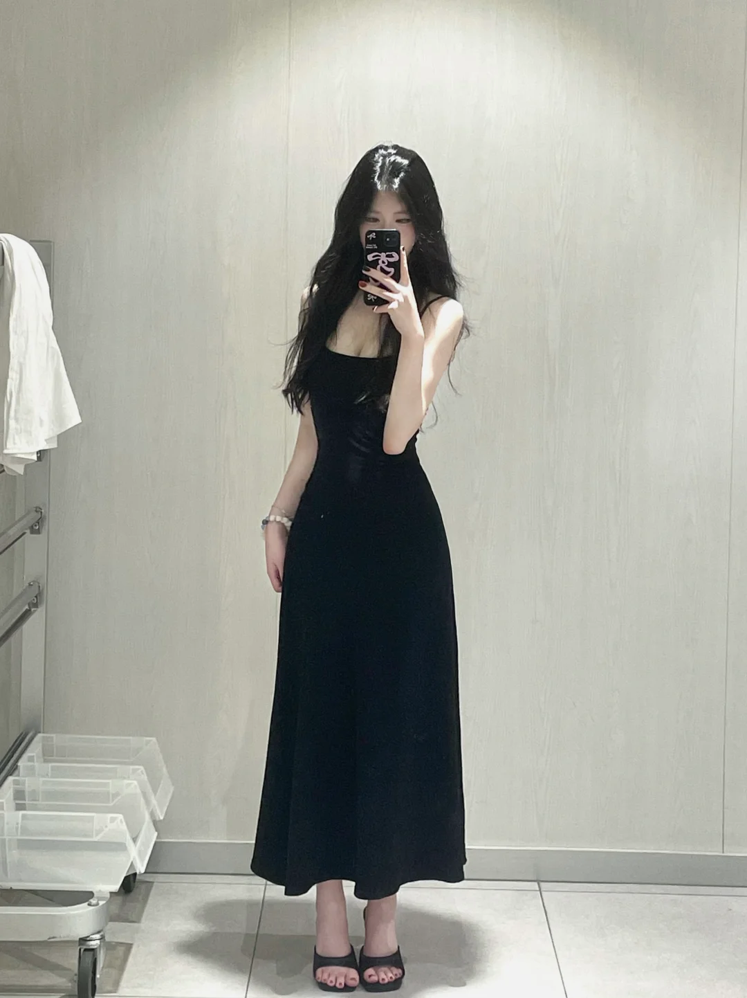 158｜超显身材的平价小黑裙