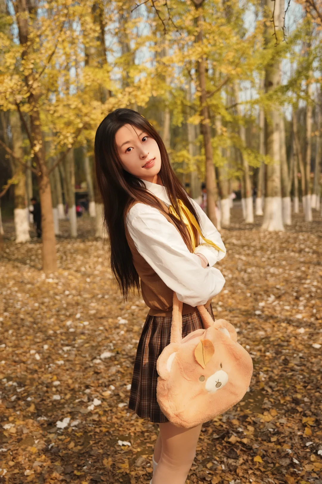 秋日JK少女与银杏的浪漫邂逅