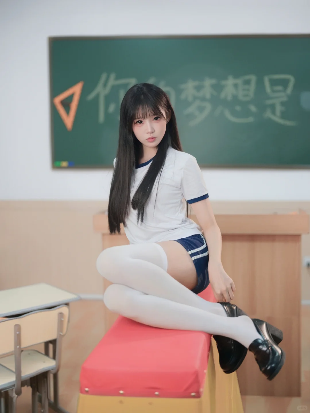 这也太甜太可爱了吧！放课后体操服少女