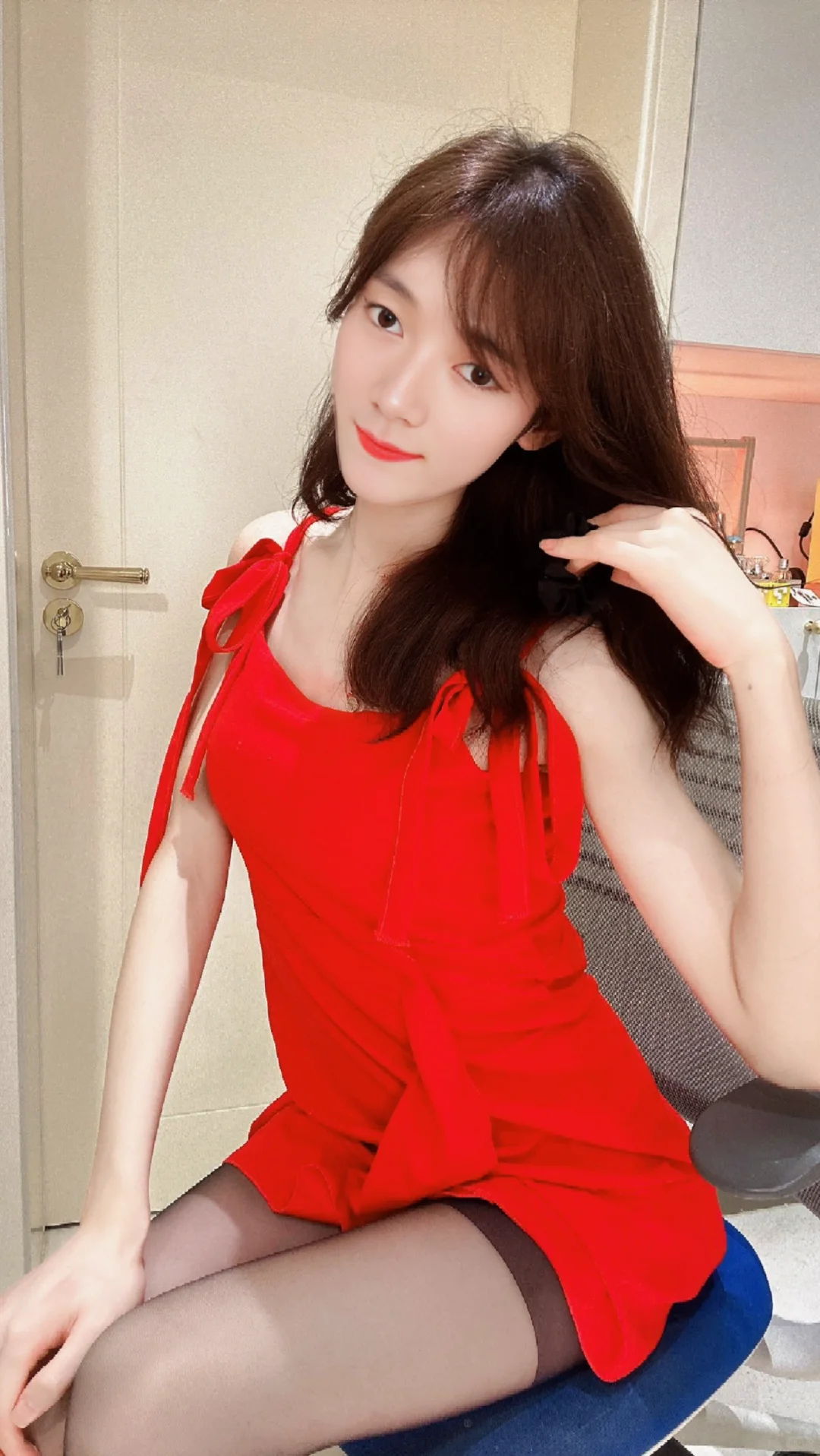 红裙子，有点辣哦～