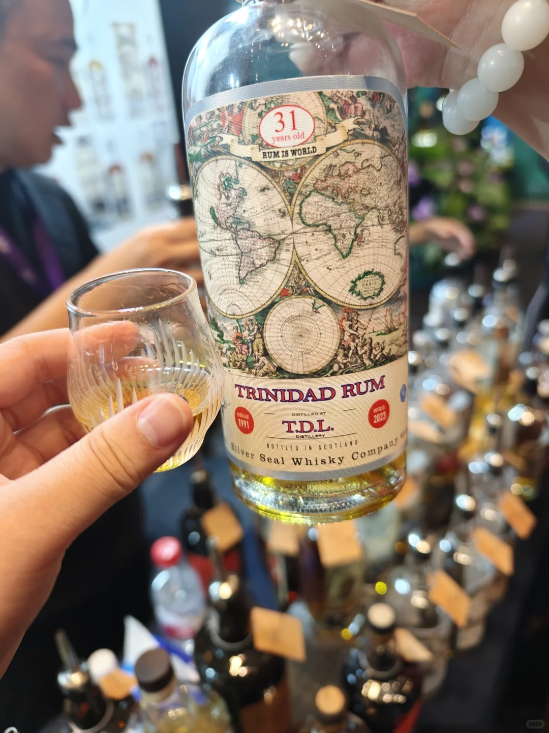 饮以为常，成都展都喝了啥