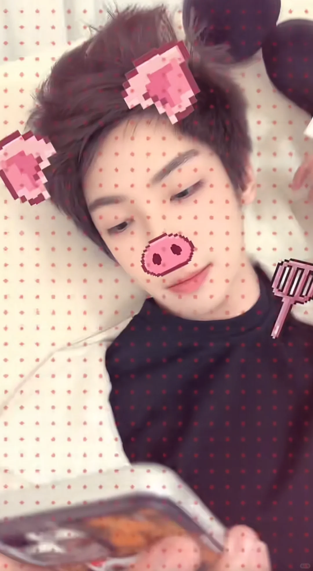 居家男友风手机壁纸|颜安