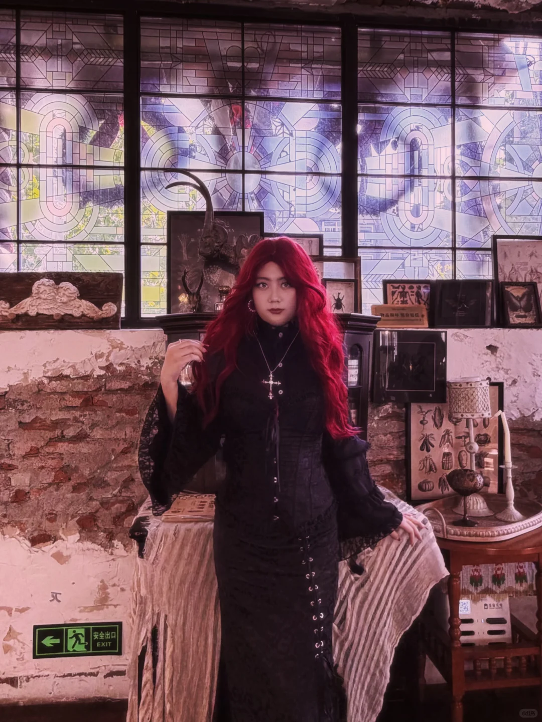 娇艳的玫瑰需要鲜红的血液浇灌