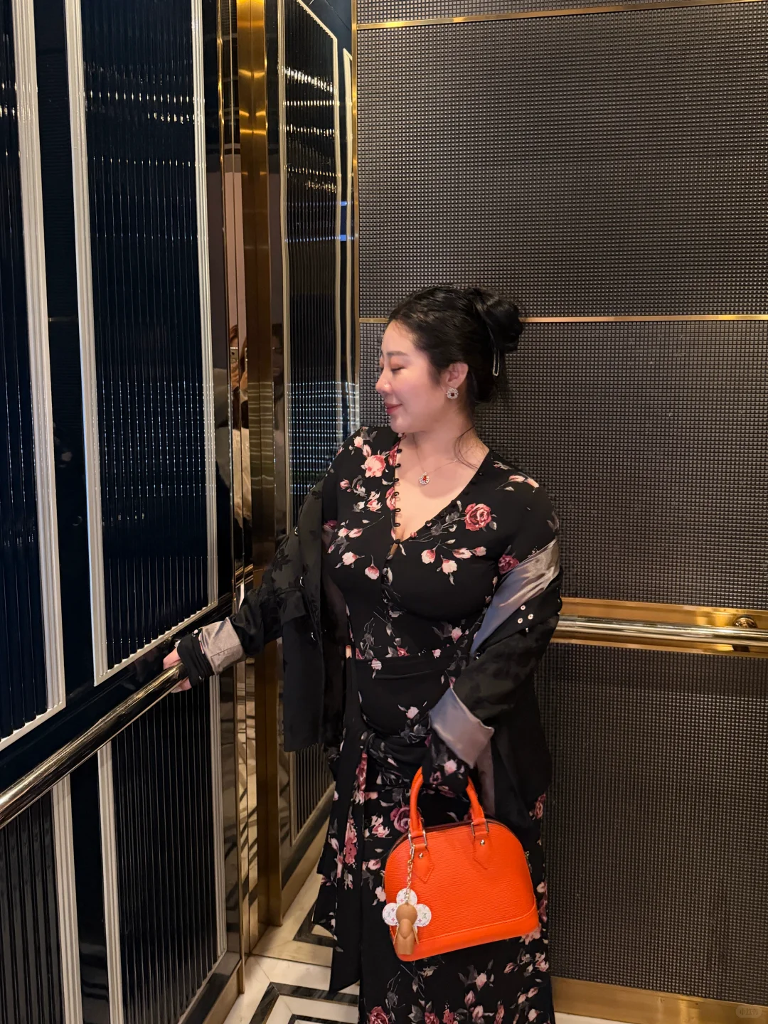 谁要幼态啊，要大大方方的性感