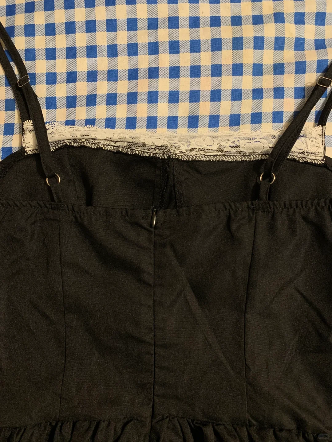 真实测评｜53💰甜辣黑色吊带裙！太显瘦啦～