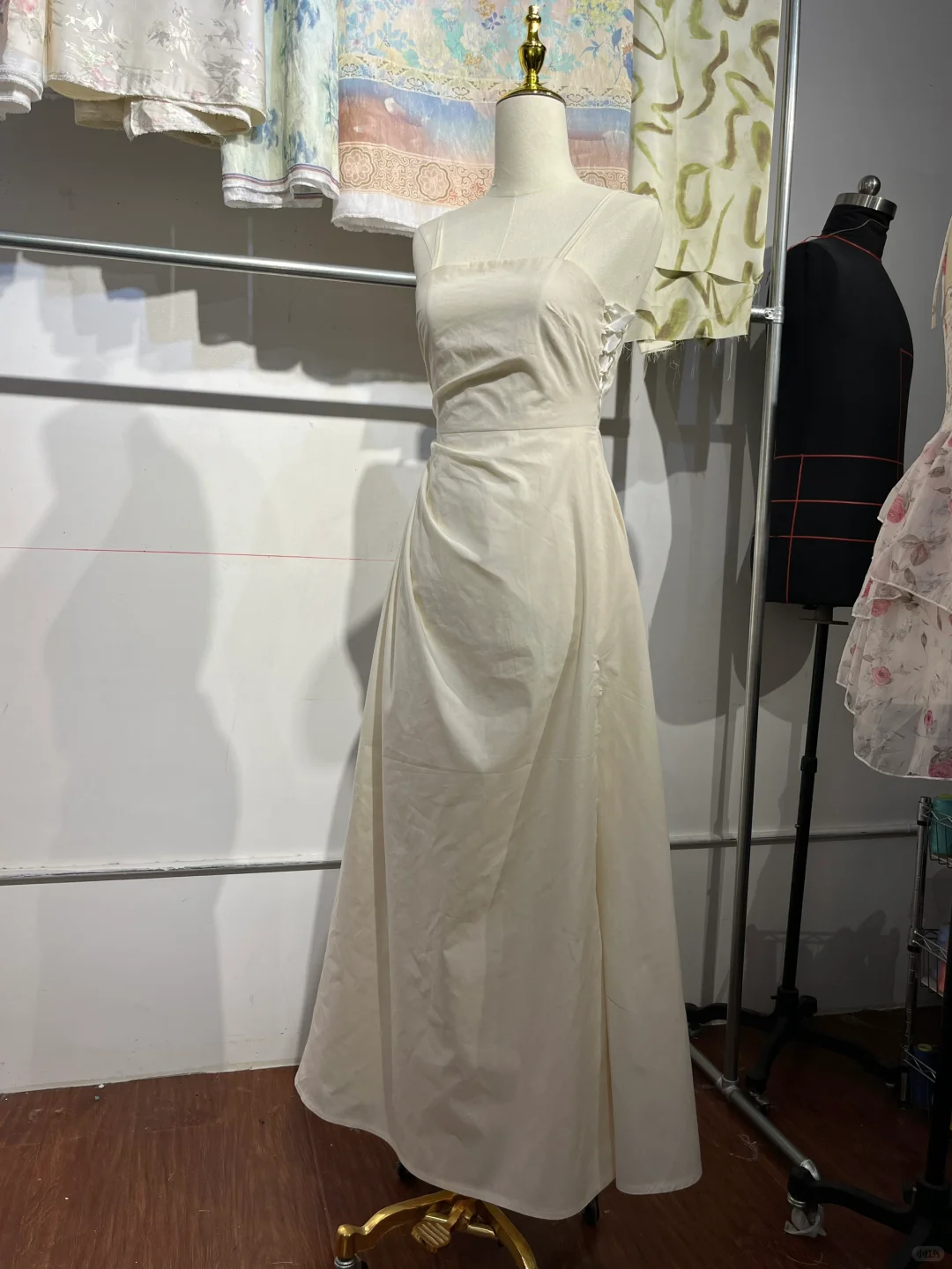 《雨夜邀请函》一版白胚样衣图透❕