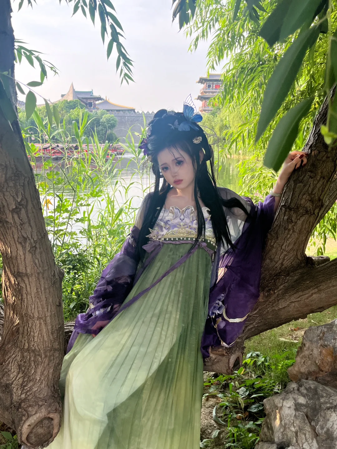 “那妖常扮做美丽的女子，最擅长蛊惑人心”