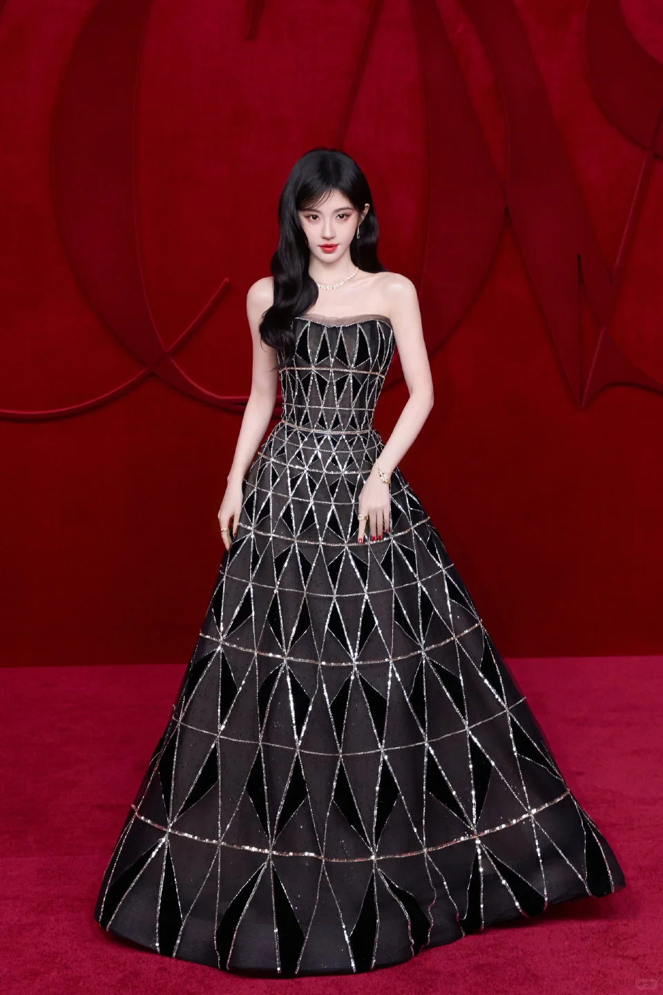 鞠婧祎｜妖艳蛇女鲨疯了！！