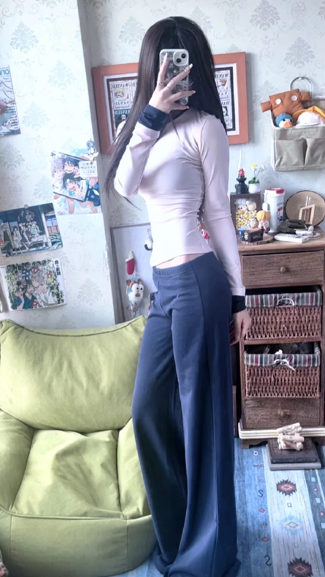 每日一看 节制比放纵更接近｜存一些壁纸