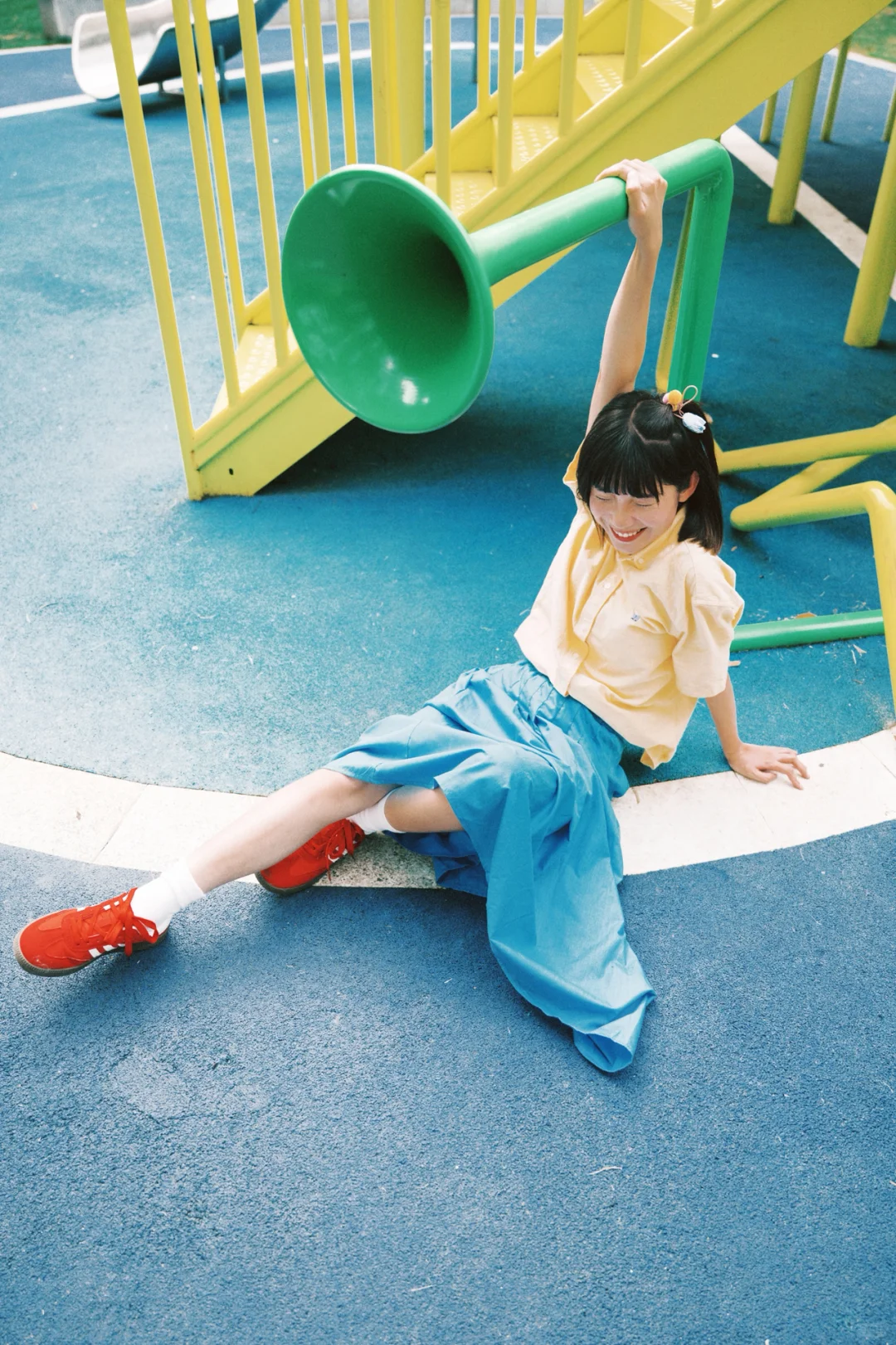 我们不过是装成大人的小孩