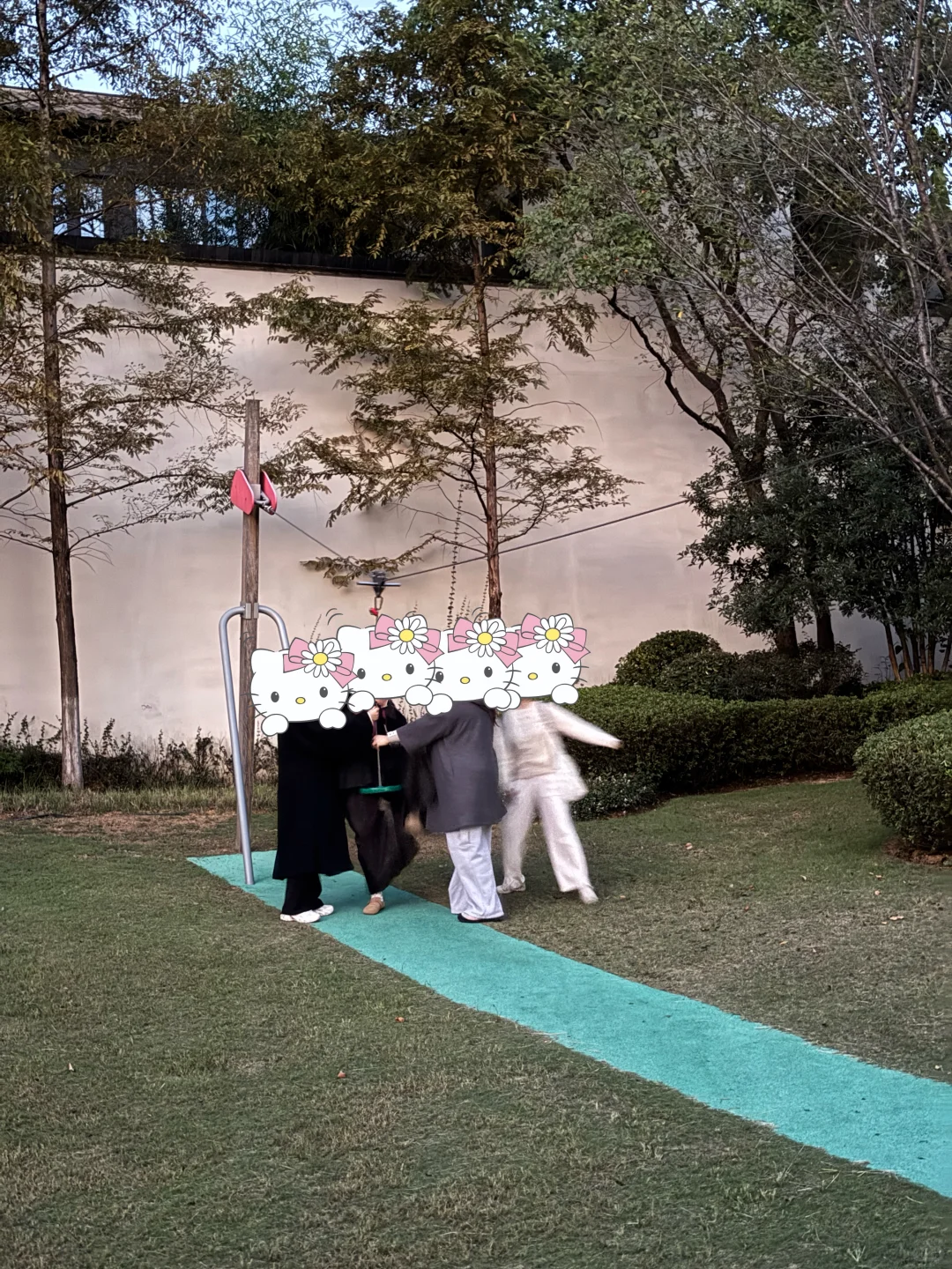 这一次 我们女孩子在一起跳舞绘画聊聊彼此