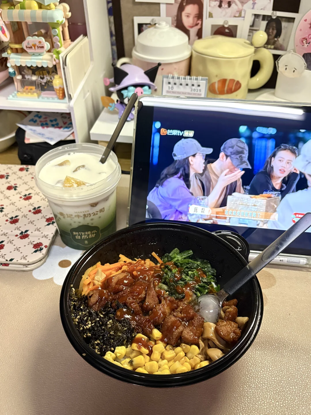 谁懂大学生宿舍吃饭的幸福感🥳