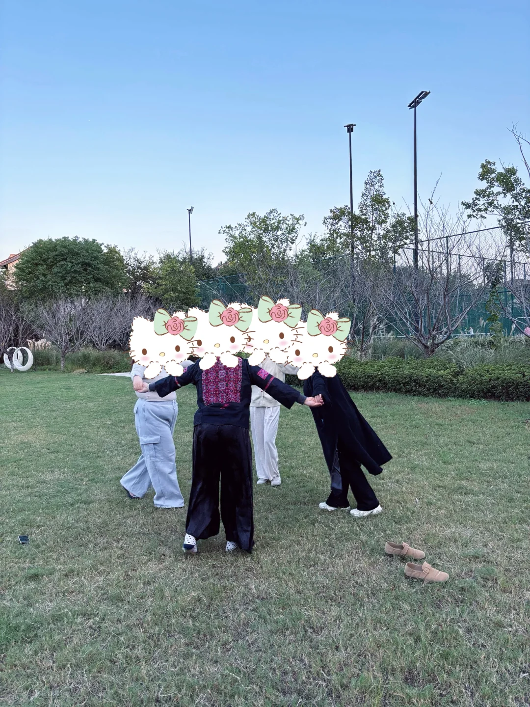 这一次 我们女孩子在一起跳舞绘画聊聊彼此