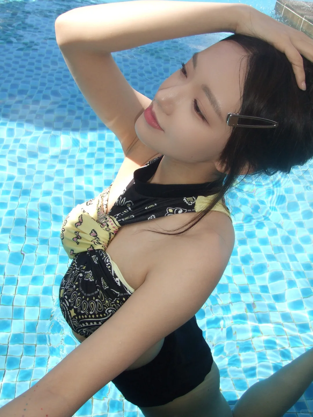 程潇泳池写真