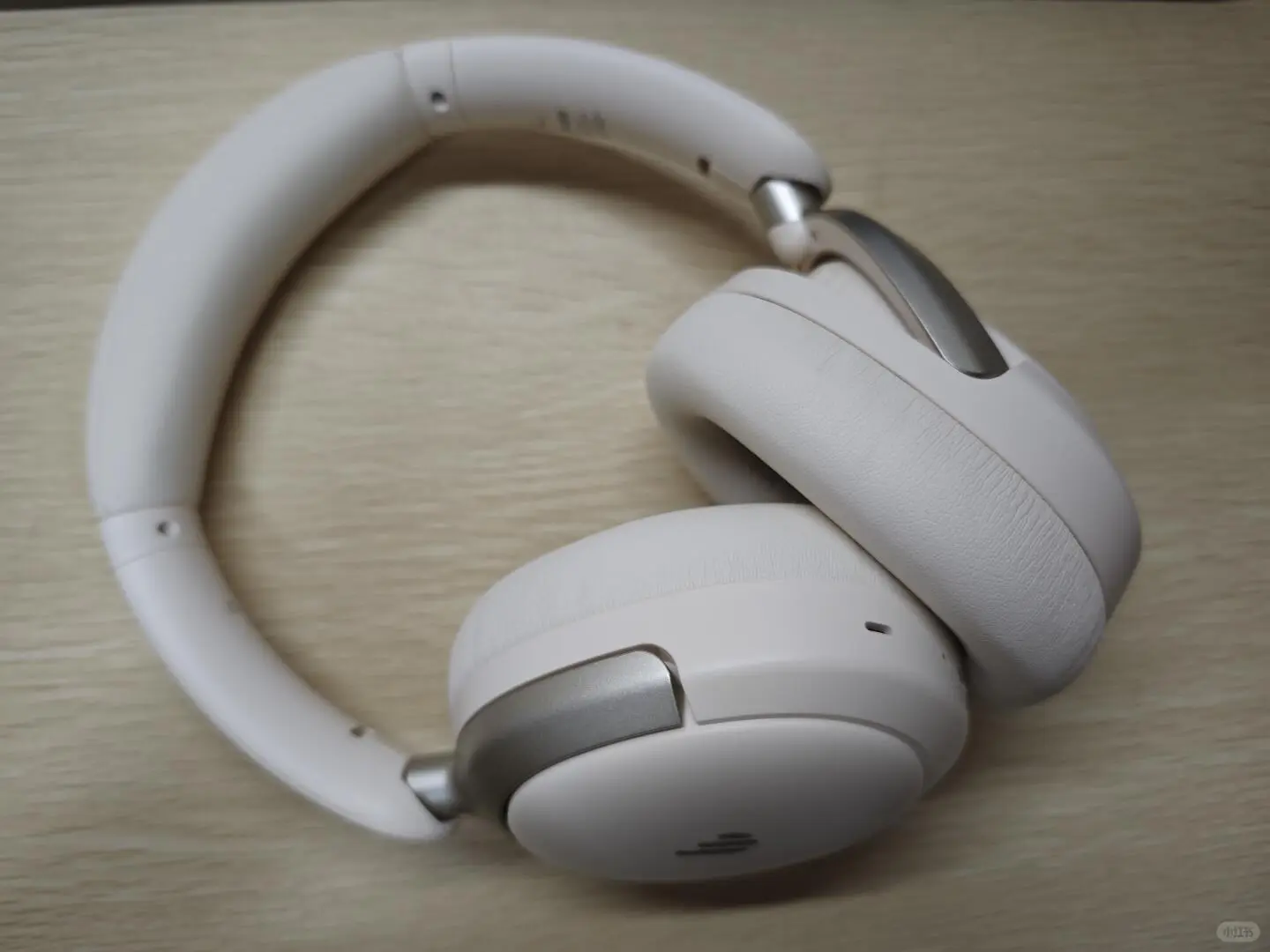 女大人生第一款头戴式降噪耳机😲