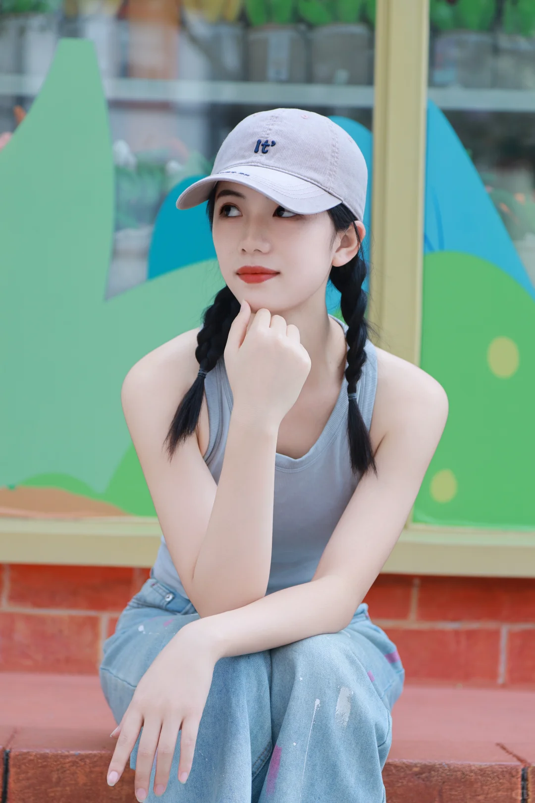 酷酷少女，拍照出发！