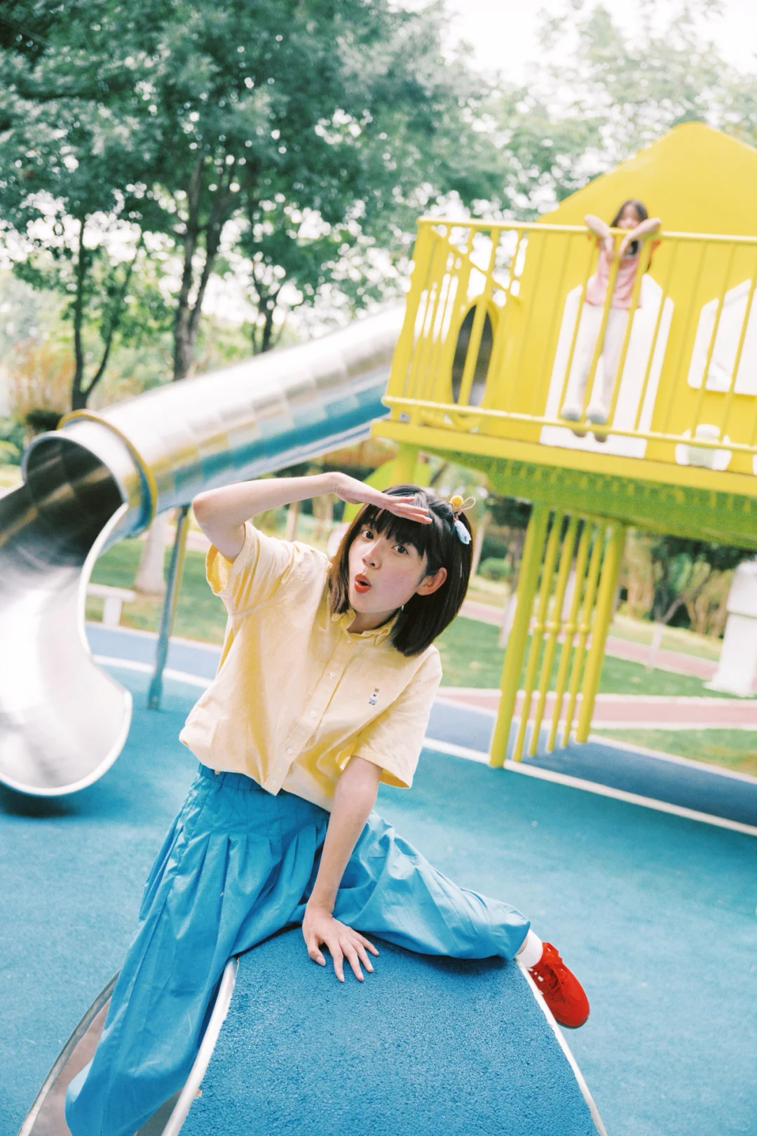 我们不过是装成大人的小孩