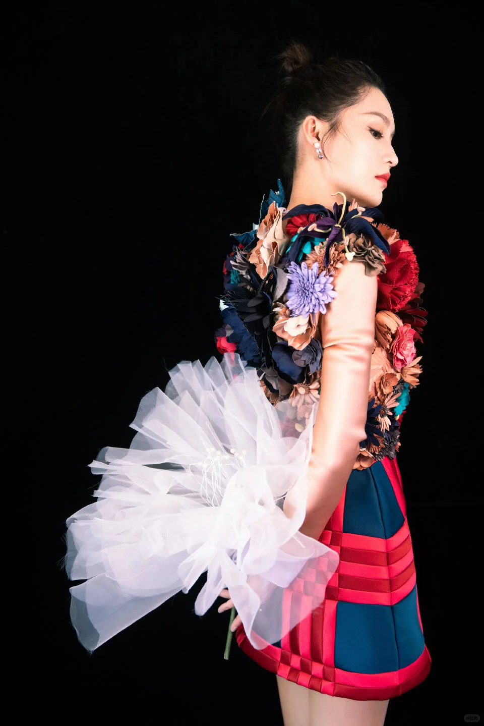 李沁 腰如细枝 腿如白瓷