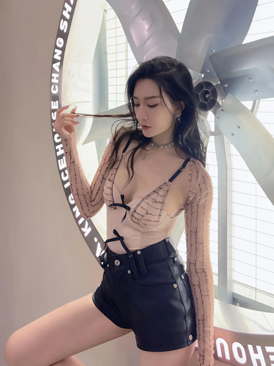 被问爆的美女壁纸来啦！高清无水印 ！