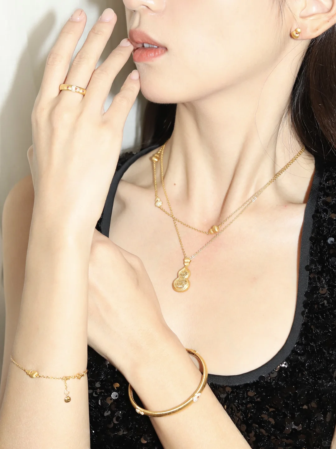 画虎画皮难画骨 最难知是美人心