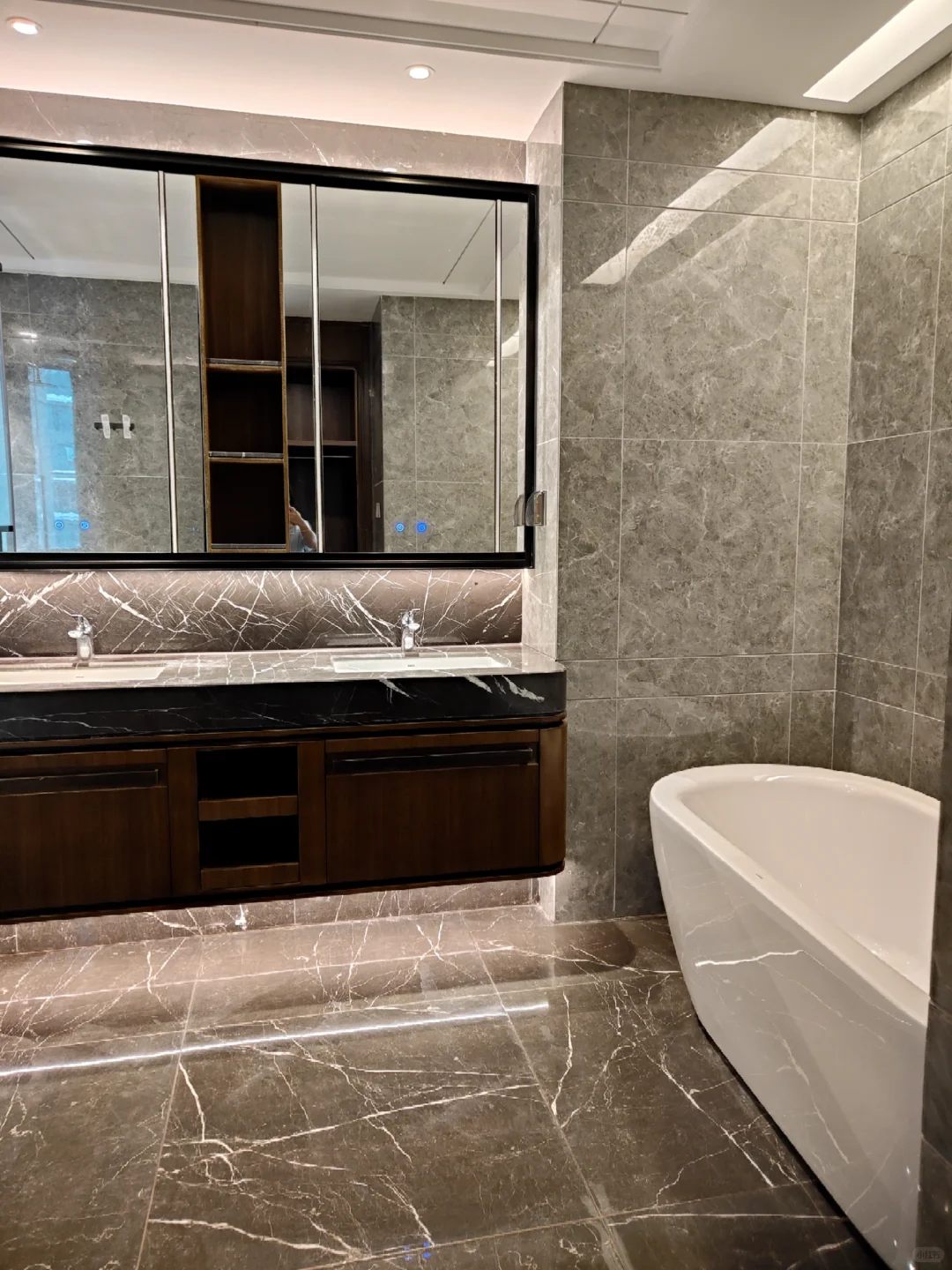 短剧取景地～静候各位女霸总住进中骏天禧～