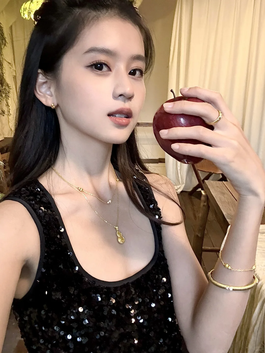 画虎画皮难画骨 最难知是美人心