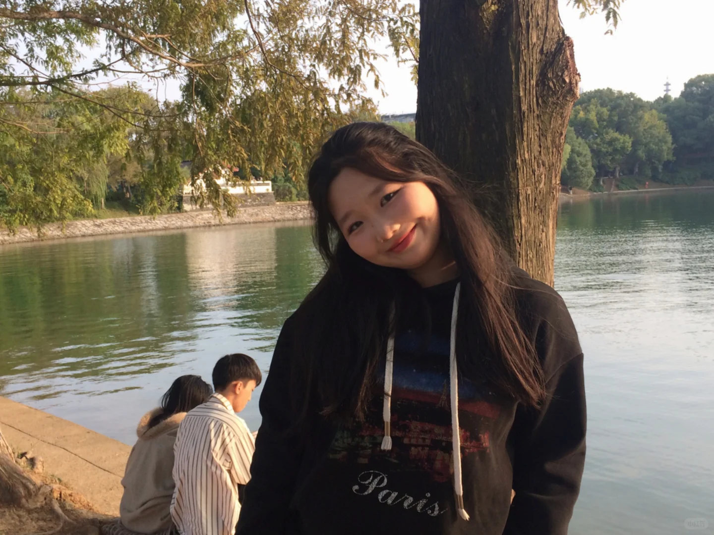 女大上课无聊 挑战回复所有评论