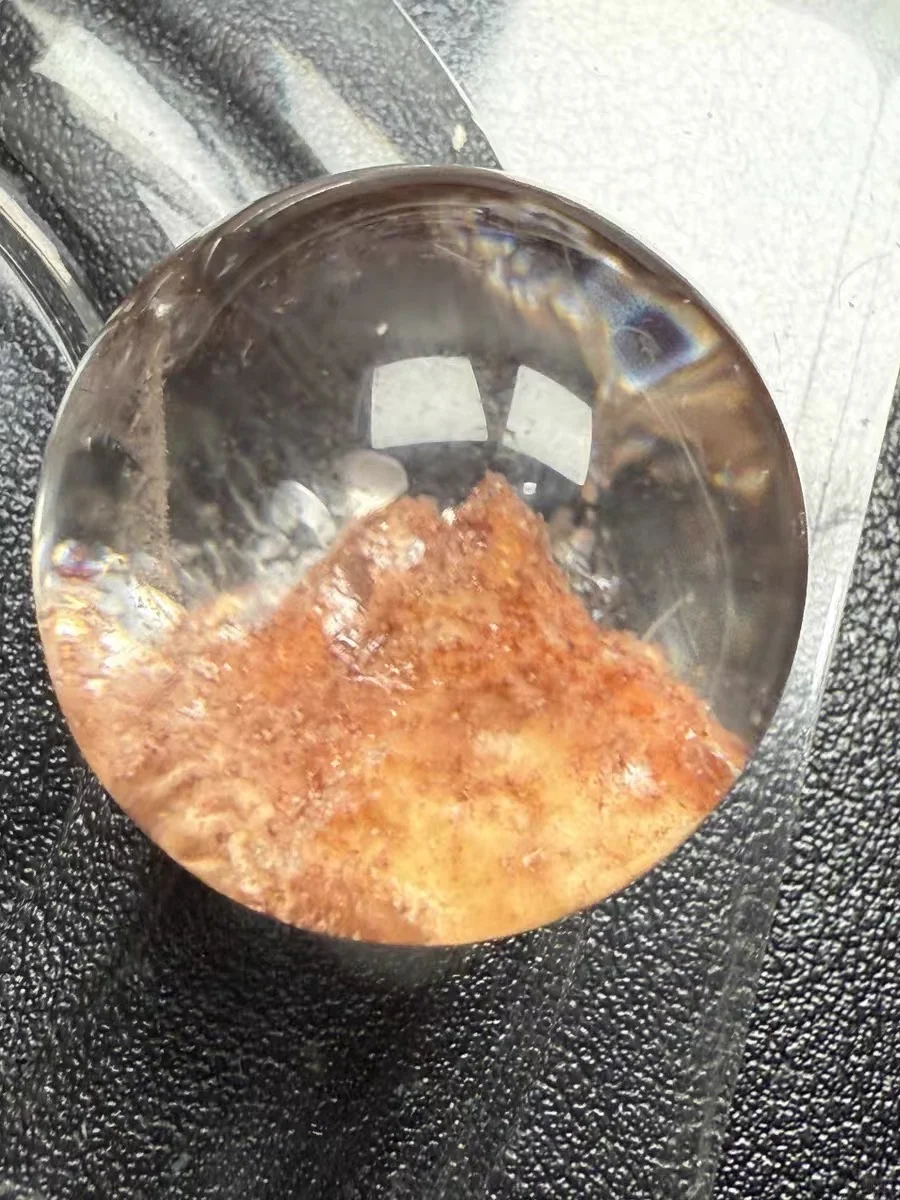 火山爆发般美丽妖艳