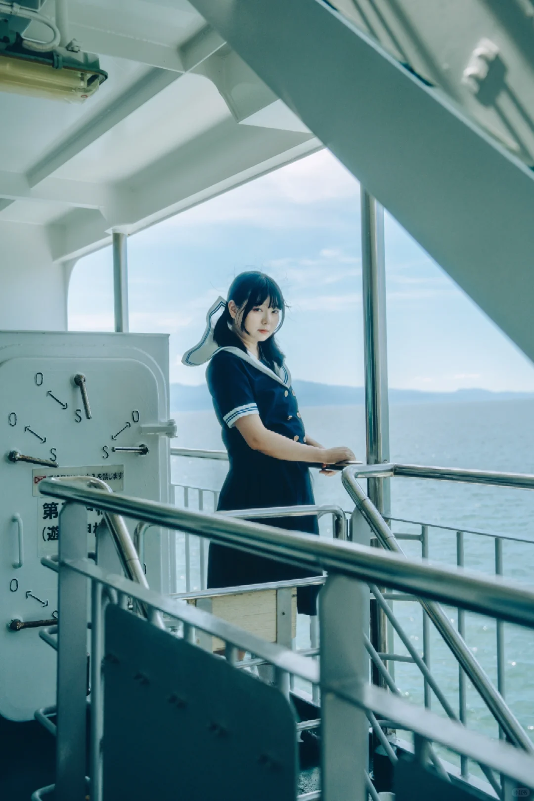 为了这口制服专门坐了个🚢