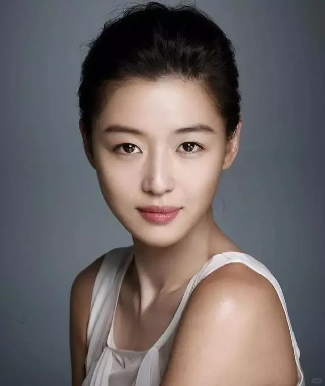 天然美女：全智贤