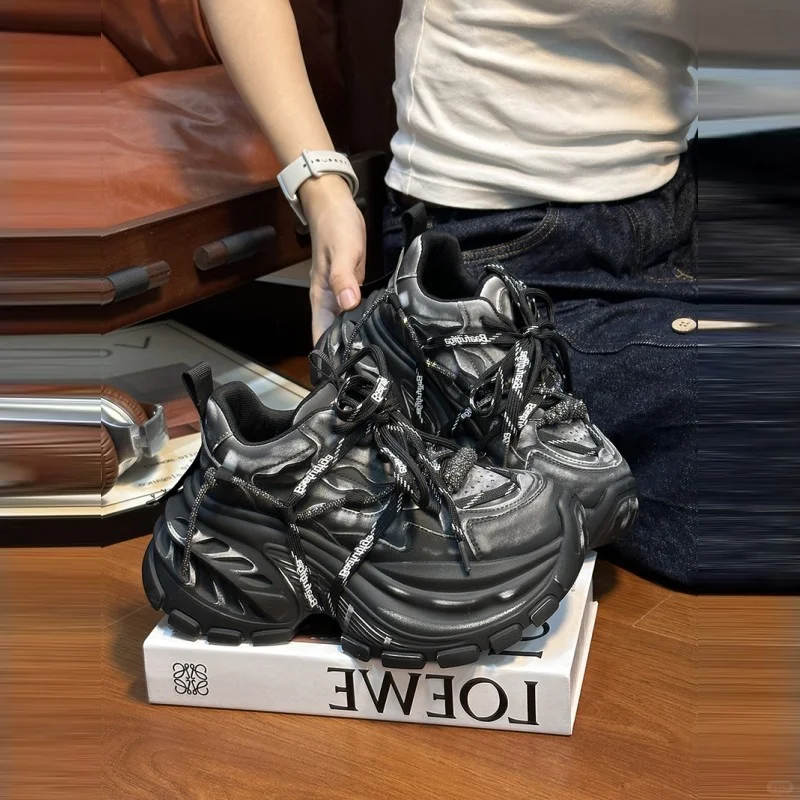 复古真皮做旧水钻绑带厚底老爹鞋：小个子的增高神器