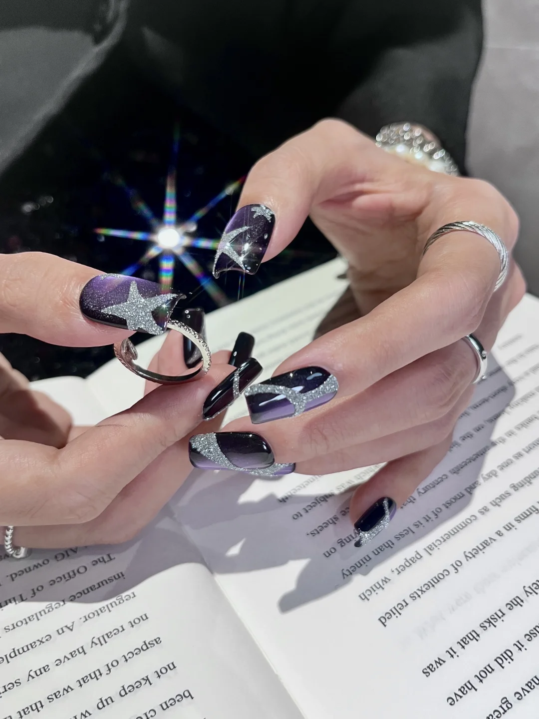 秋冬显白｜黑加仑紫猫眼·碎钻爆闪穿戴甲