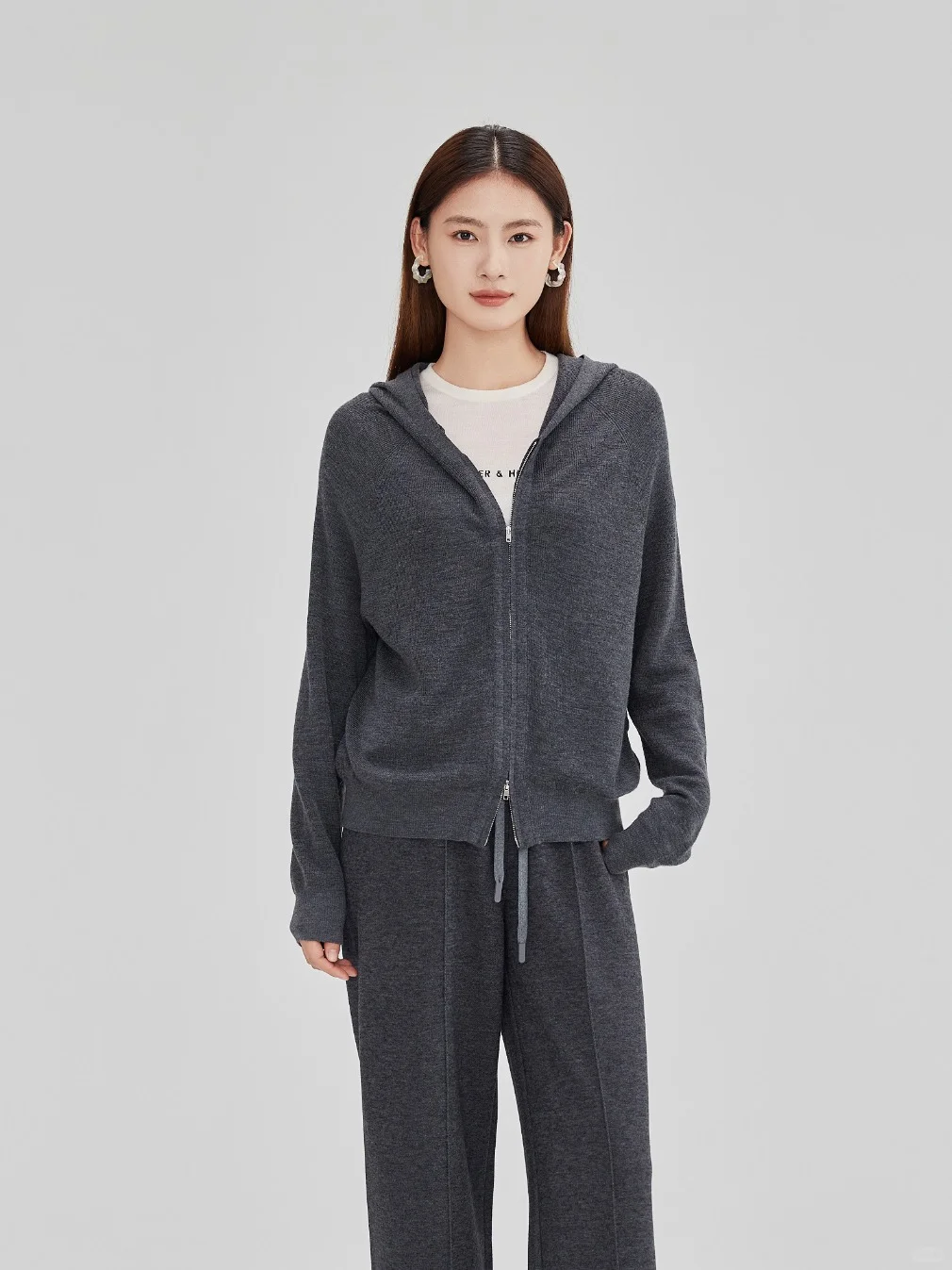 被问 N 次的松弛感穿搭✨ MIHUANG 太懂了