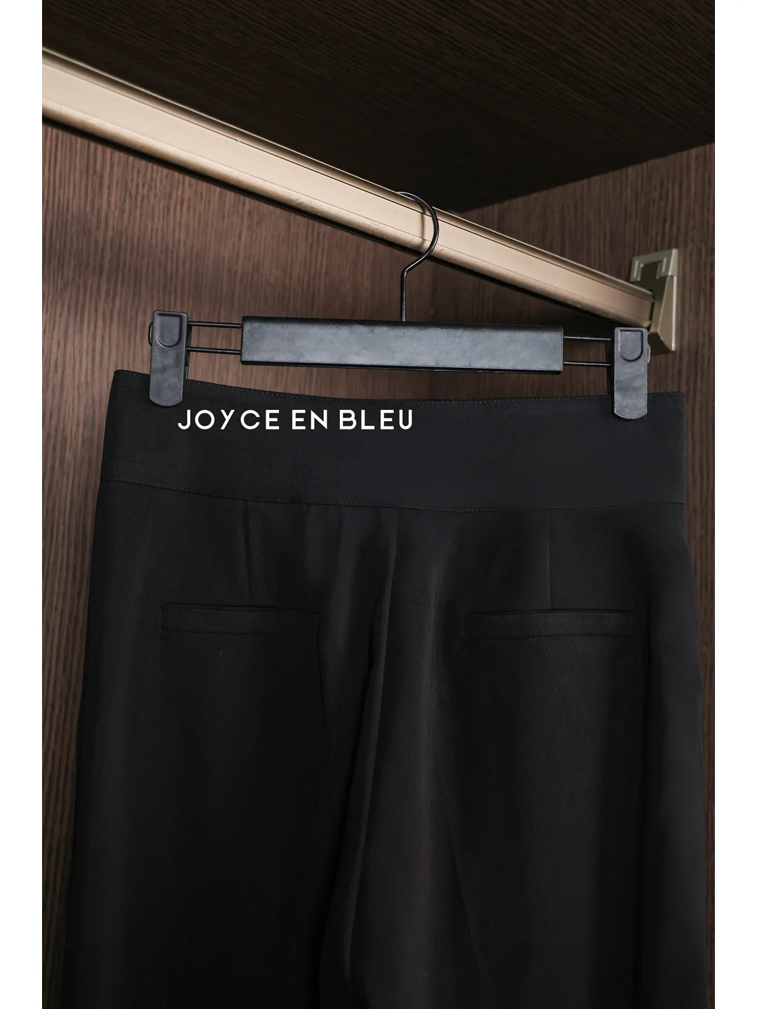 长期主义｜职场女总监必备下装