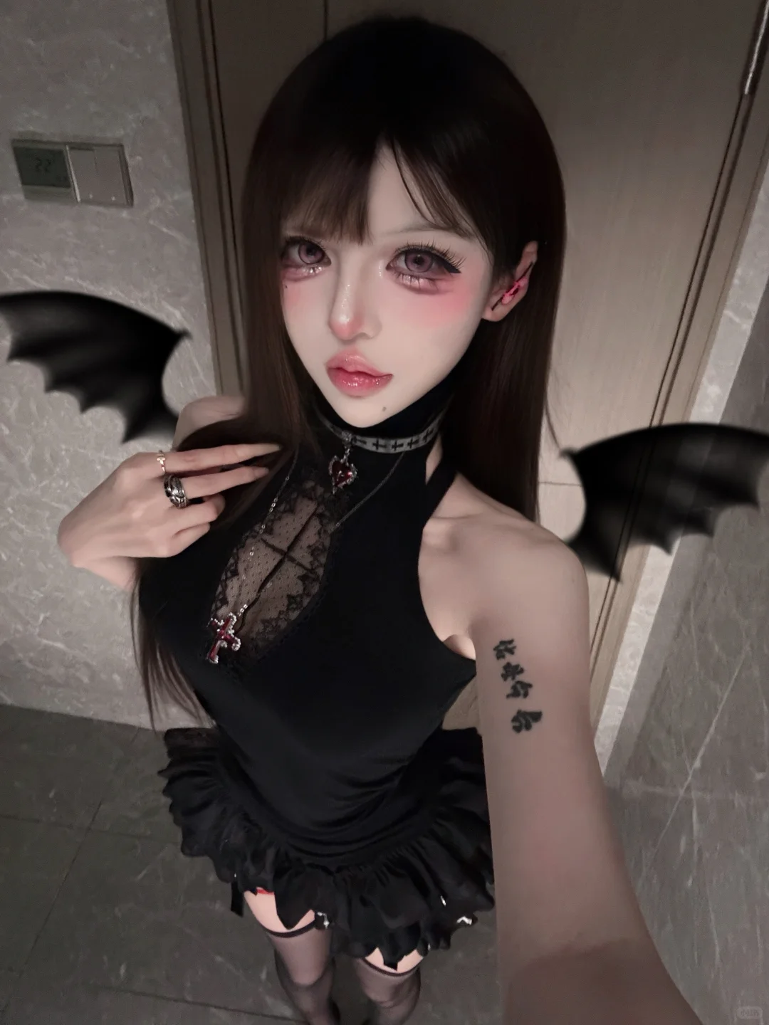 闪现过来接魅惑😈