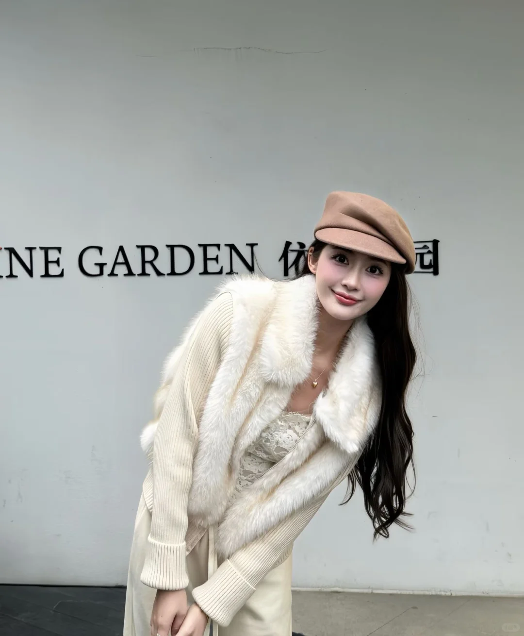 温柔的拍照姿势～