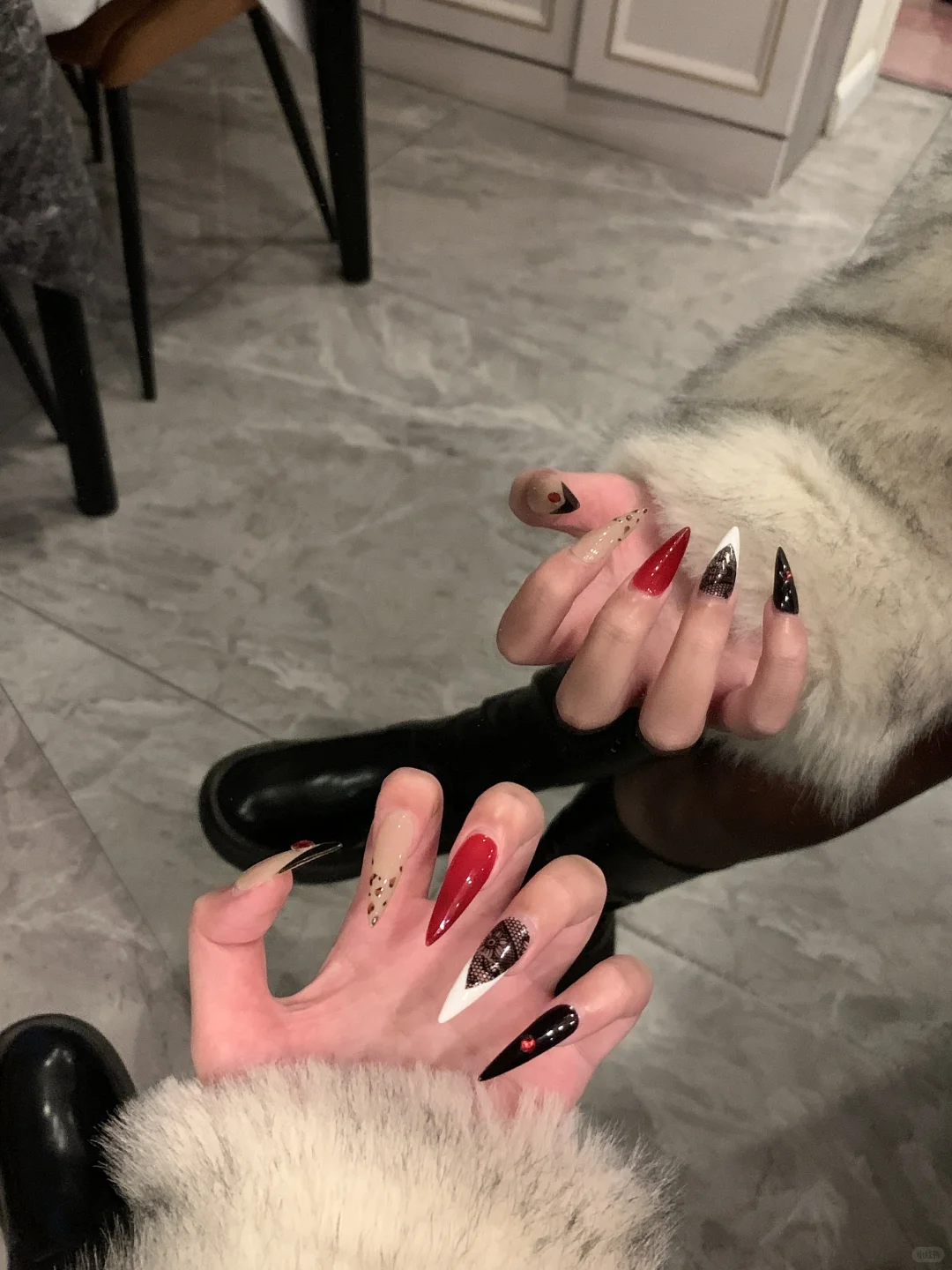 魅惑小妈风美甲pdd