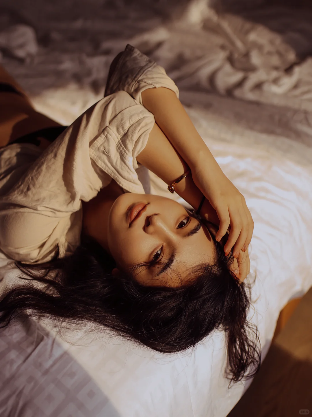 光影里的她，像一首未完的诗｜法式私房