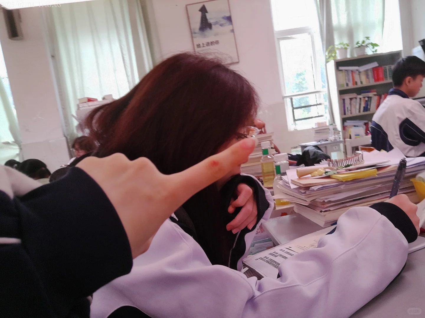 青春像是一篇篇写不完的日记本