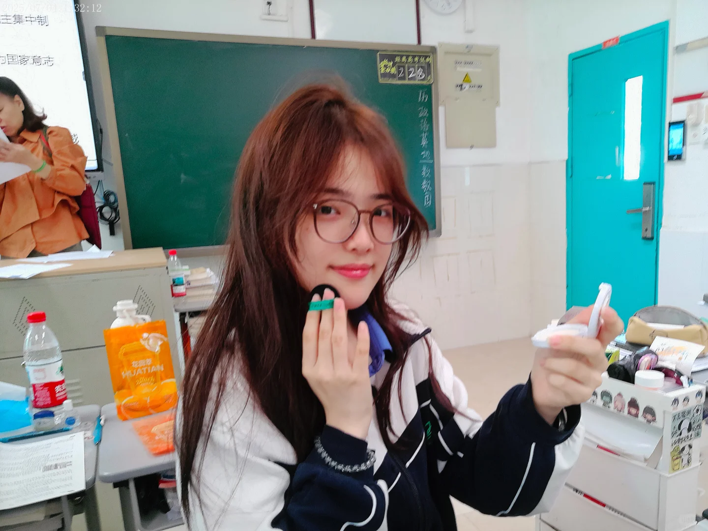 青春像是一篇篇写不完的日记本